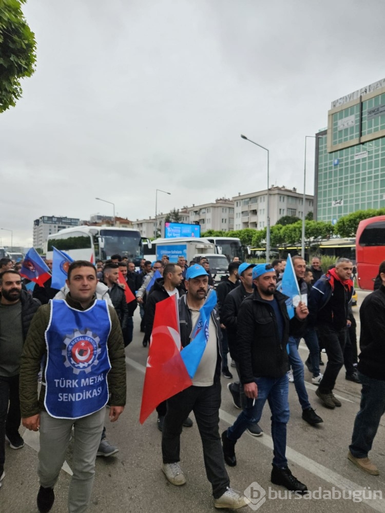 İşçiler 1 Mayıs için Bursa'da toplandı
