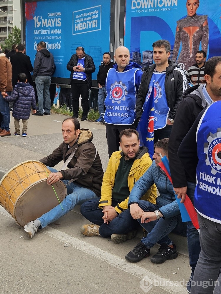 İşçiler 1 Mayıs için Bursa'da toplandı
