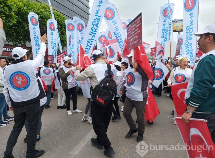 İşçiler 1 Mayıs için Bursa'da toplandı
