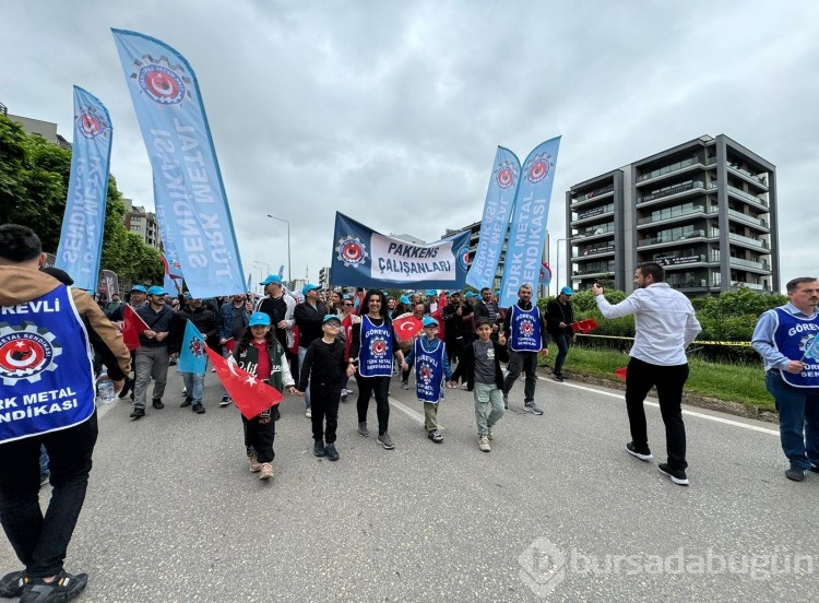 İşçiler 1 Mayıs için Bursa'da toplandı
