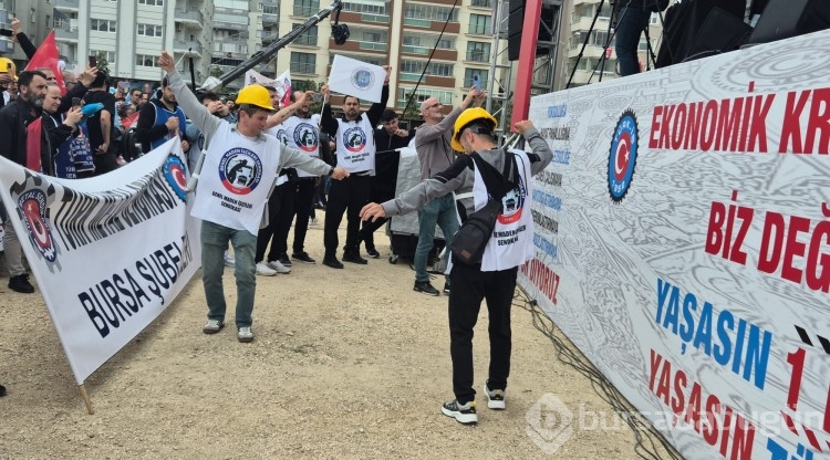 İşçiler 1 Mayıs için Bursa'da toplandı
