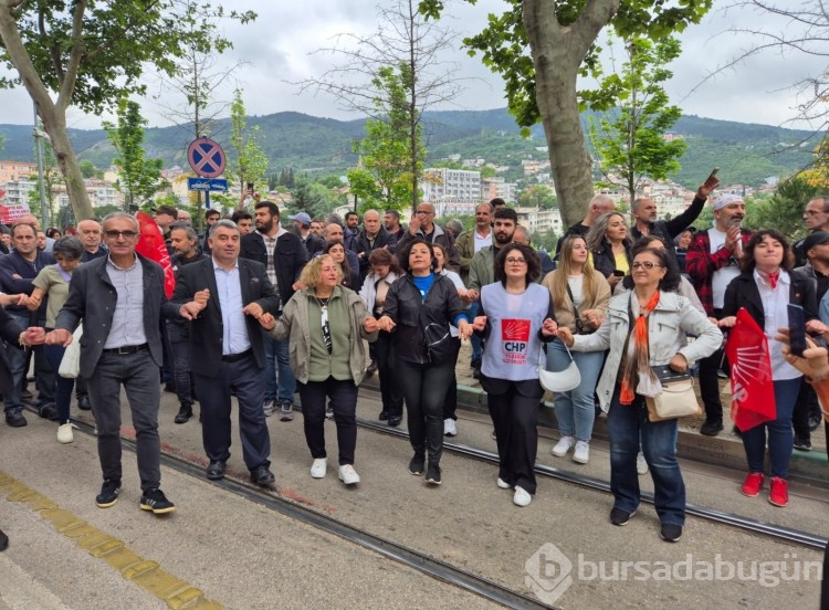 Bursa'da geleneksel 1 Mayıs coşkusu
