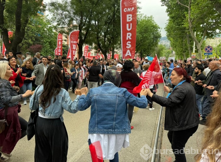 Bursa'da geleneksel 1 Mayıs coşkusu
