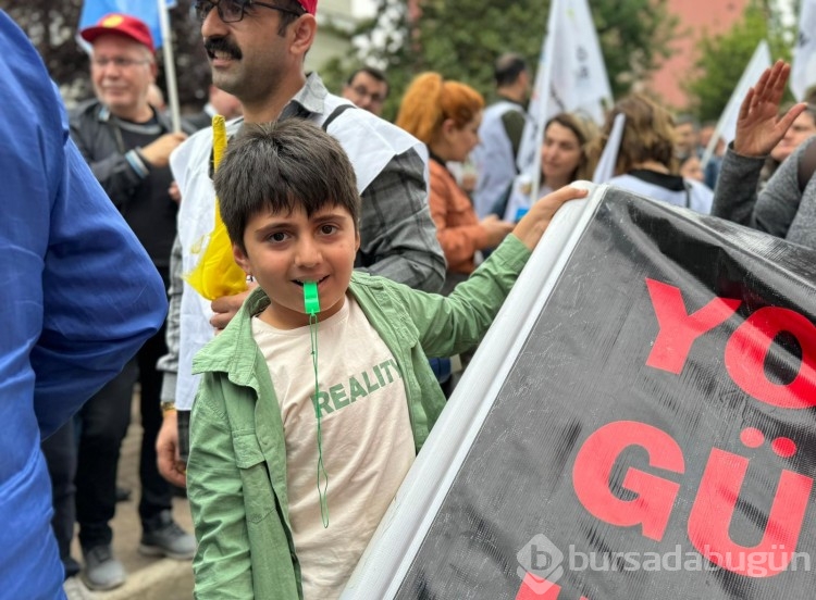 Bursa'da geleneksel 1 Mayıs coşkusu
