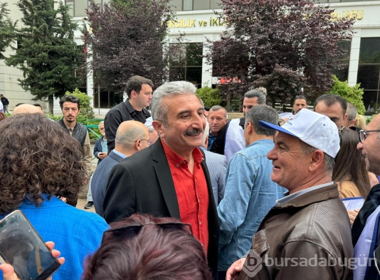 Bursa'da geleneksel 1 Mayıs coşkusu
