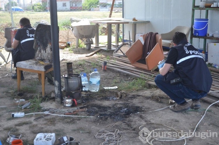 Çay demlemek için tiner kullanan adam kendini yaktı