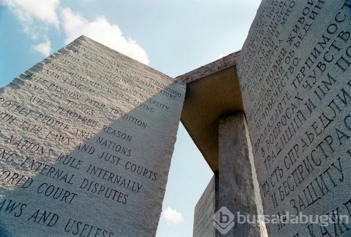 Georgia Guidestones: Kıyamet rehberi gizemli yapı