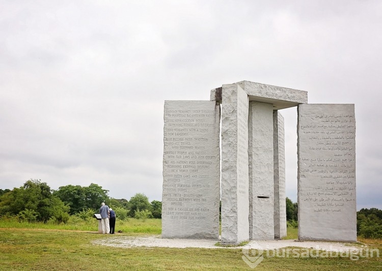 Georgia Guidestones: Kıyamet rehberi gizemli yapı