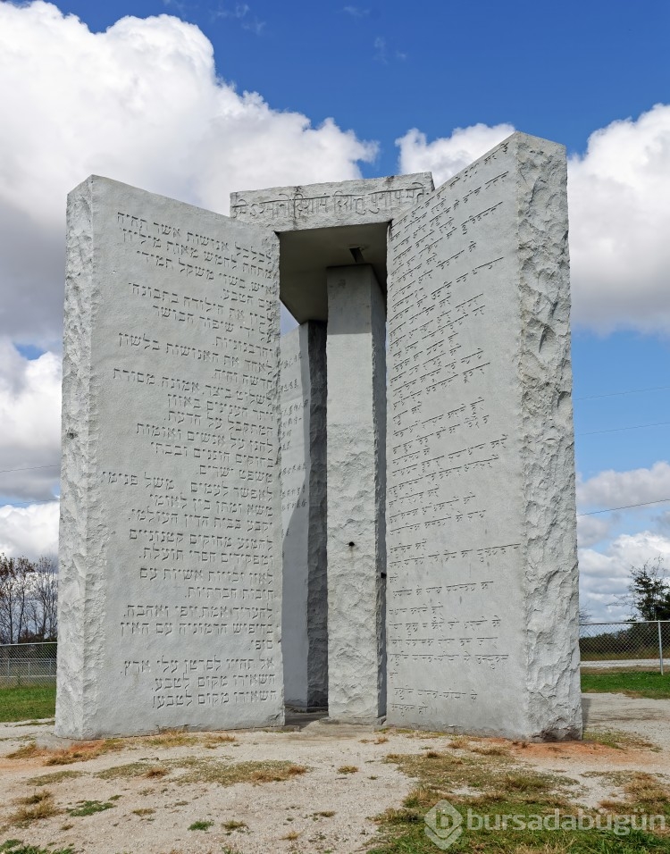 Georgia Guidestones: Kıyamet rehberi gizemli yapı