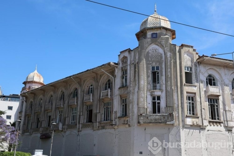 1928'de yapıldı: İzmir'deki tarihi han 1 milyar TL'ye satışta
