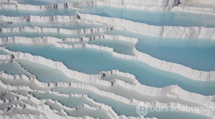 'Beyaz cennet' Pamukkale her mevsim rağbet görüyor
