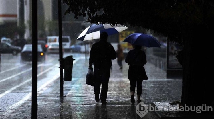 Meteoroloji'den gök gürültülü sağanak yağış ve toz taşınımı uyarısı
