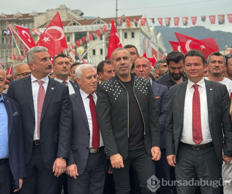 Osmangazi Belediyesi'nden 19 Mayıs'a özel gençlik yürüyüşü 