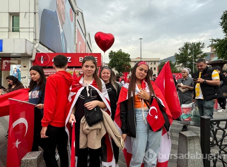 Osmangazi Belediyesi'nden 19 Mayıs'a özel gençlik yürüyüşü 