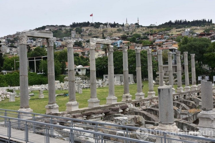 Smyrna Antik Kenti'nde Mısır etkisini yansıtan eserler bulundu
