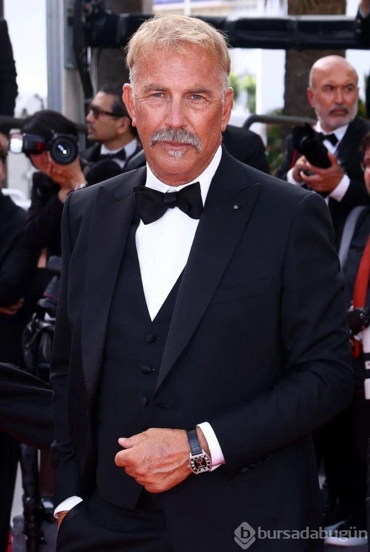 Kevin Costner'dan Dilan Çiçek Deniz'e Hollywood daveti