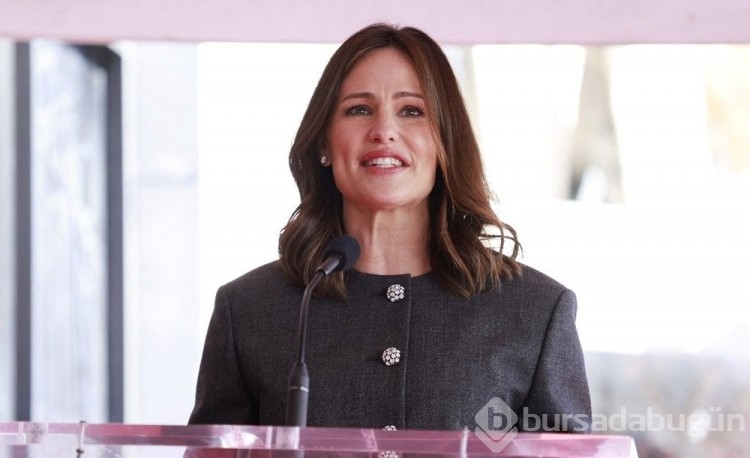 Jennifer Garner'ın mutluluk gözyaşları: Kızı liseden mezun oldu
