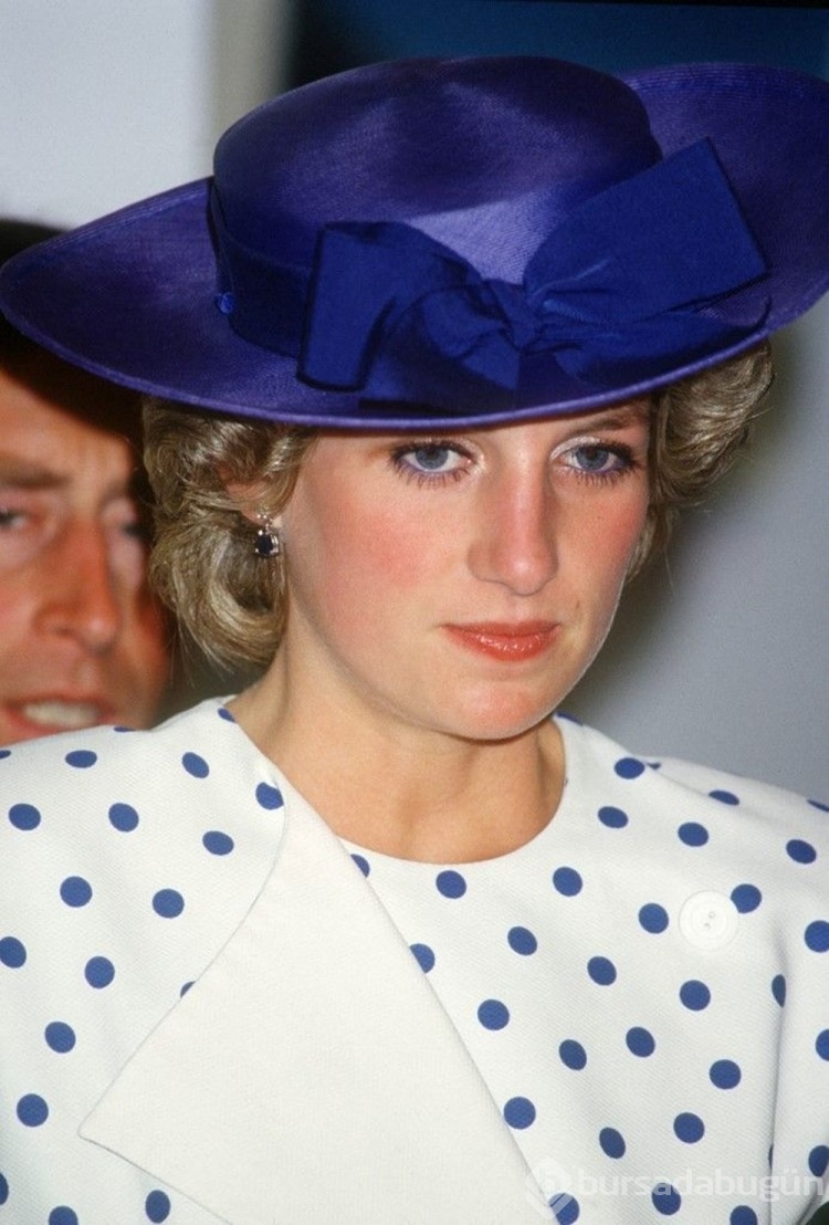 Prenses Diana'nın elbiseleri satışa çıkıyor: En büyük açık artırma
