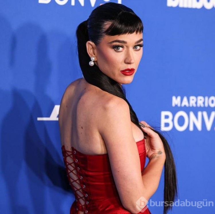 Katy Perry 15 milyon dolarlık malikanenin resmi sahibi oldu!