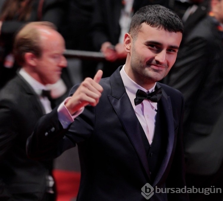 CZN Burak, Cannes Film Festivali'nde kırmızı halıda!