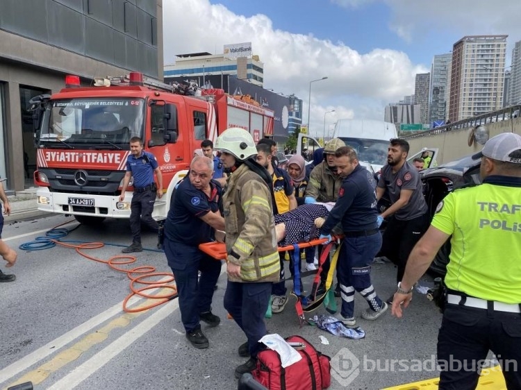 Basın Ekspres yan yoldaki zincirleme kazada 2 can kaybı
