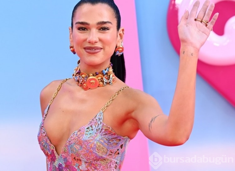 Dua Lipa'dan Gazze için "kalıcı ateşkes" çağrısı