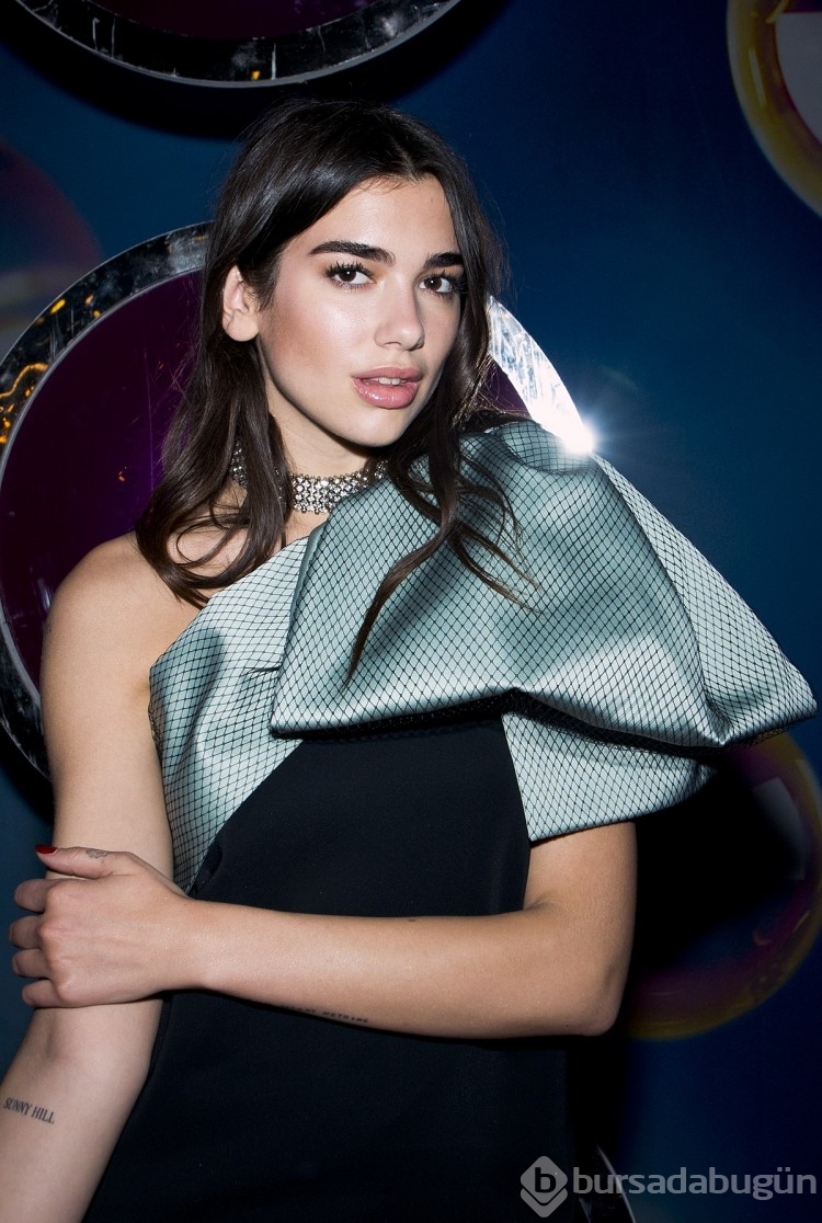 Dua Lipa'dan Gazze için "kalıcı ateşkes" çağrısı