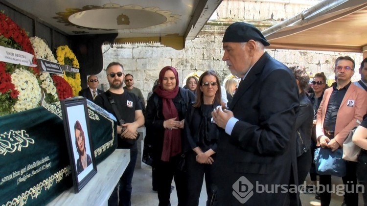 Tarihçi Prof. Dr. Özlem Kumrular son yolculuğuna uğurlandı
