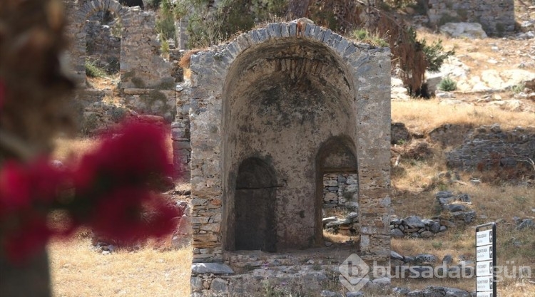 Anemurium Antik Kenti'nde kazı ve restorasyon sürüyor
