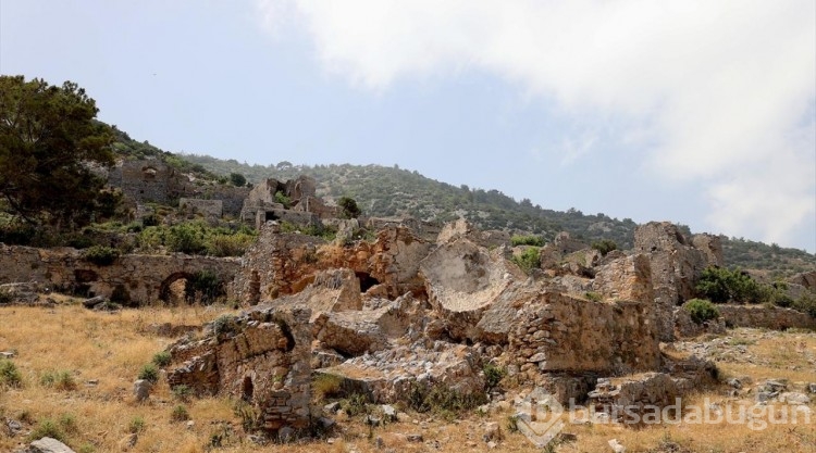 Anemurium Antik Kenti'nde kazı ve restorasyon sürüyor
