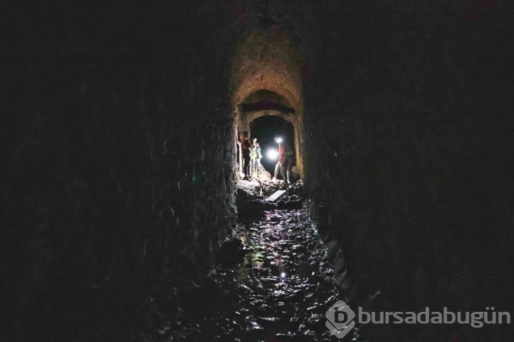 İstanbul'da Rumeli Hisarı'nın altında gizli tünel bulundu: Nereye çıktığı araştırılıyor
