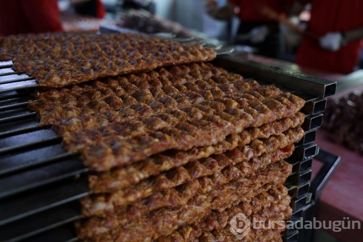 Kebapçılardan uyarı üzerine uyarı: Kurban etiyle ilk gün Adana kebap yapmayın
