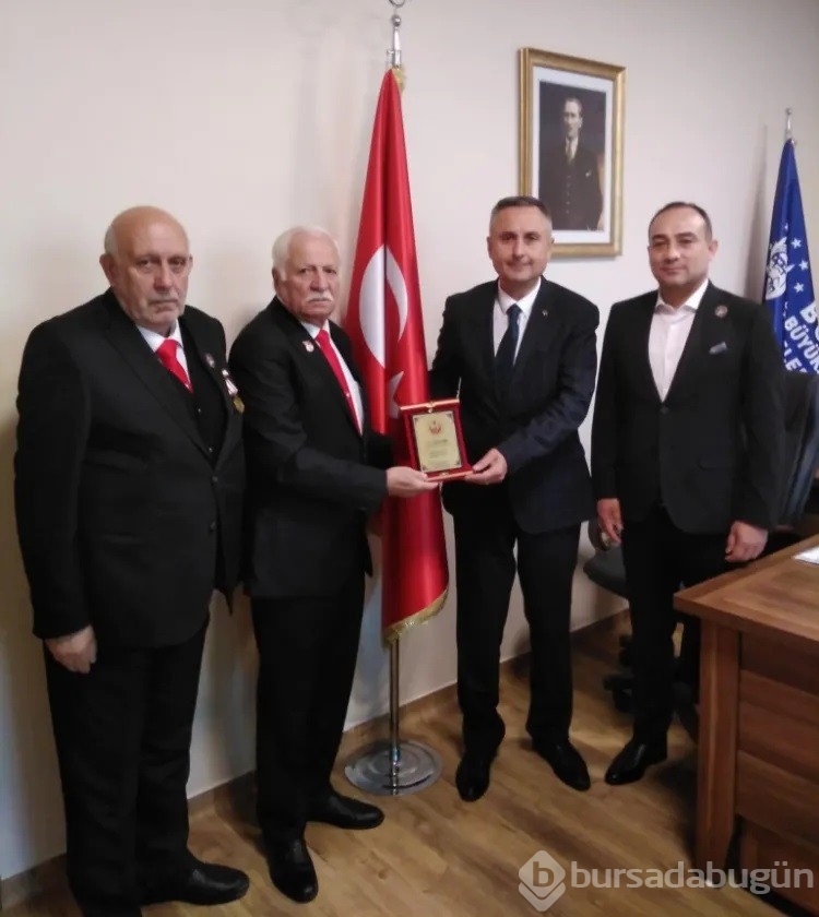 Bursa Büyükşehir Belediyesinin idari yapısında kimler var?