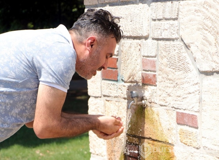 Adana yanıyor: Termometreler 45 dereceyi gösterdi
