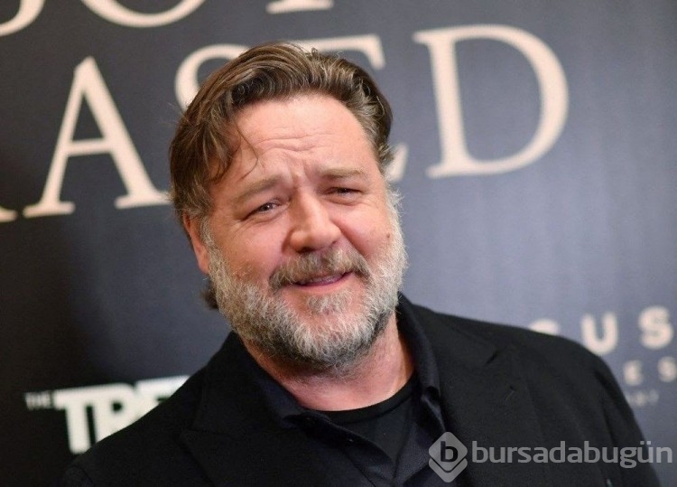 Russel Crowe'suz Gladyatör geliyor