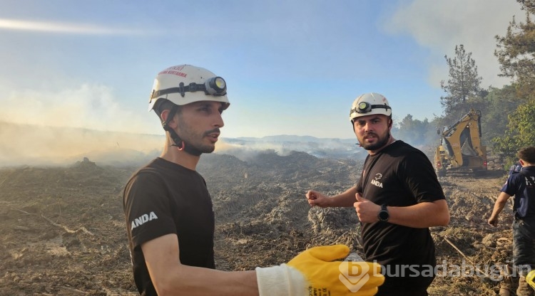 Bursa'da çıkan anız yangını böyle görüntülendi