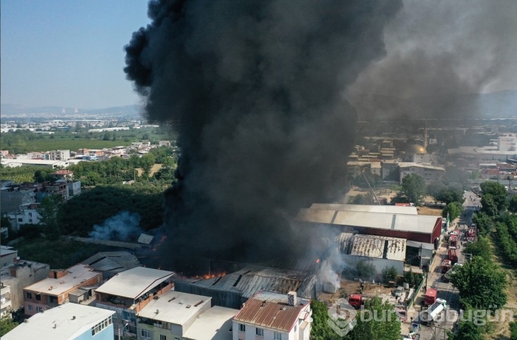 Bursa'da yanan fabrikalar havadan drone ile görüntülendi