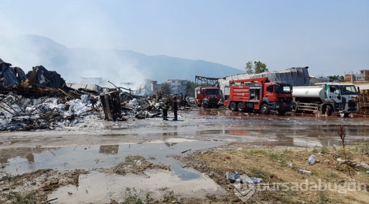 Bursa'da yanan fabrikalar havadan drone ile görüntülendi