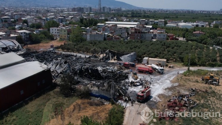 Bursa'da yanan fabrikalar havadan drone ile görüntülendi