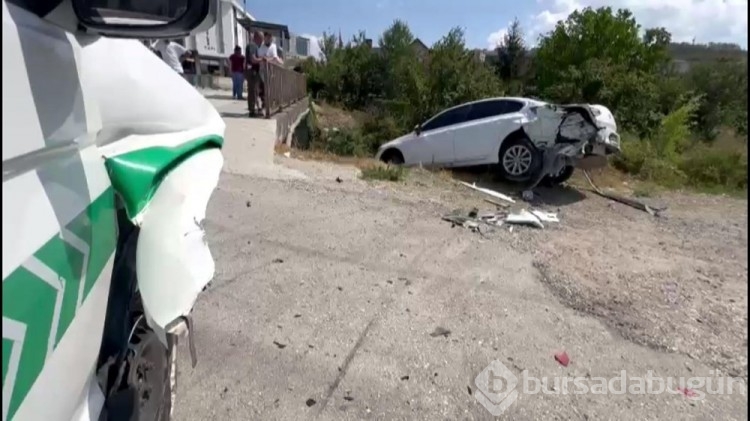 İngiltere vatandaşı şoför belediyenin cenaze aracıyla kaza yaptı! 