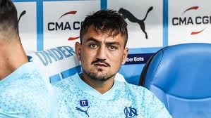 Cengiz Ünder takımda kalmak istiyor!
