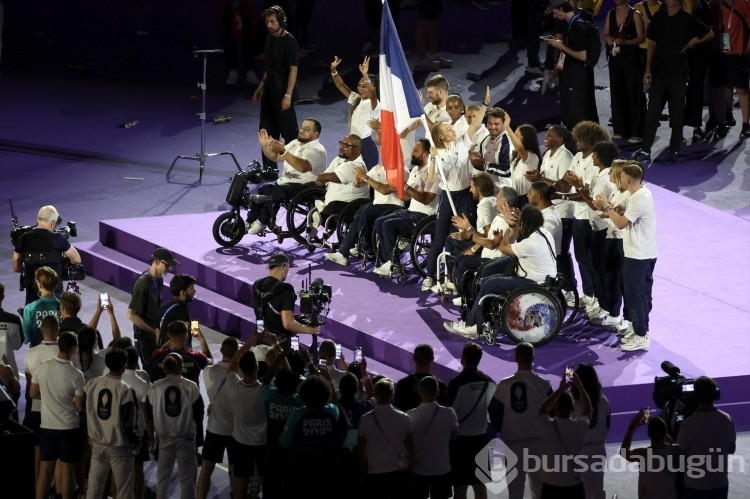 Paris 2024 Olimpiyat Oyunları kapanışında görsel şov!
