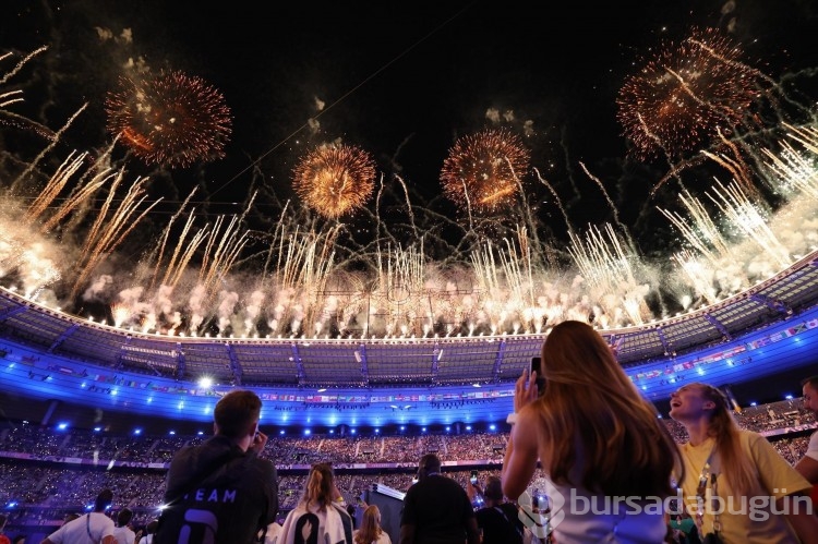 Paris 2024 Olimpiyat Oyunları kapanışında görsel şov!
