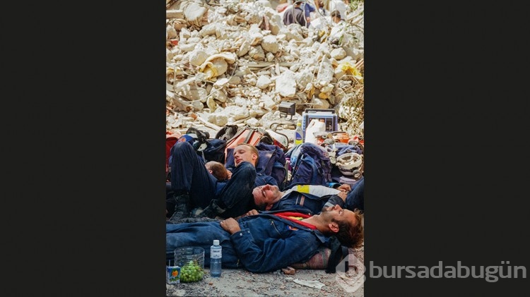 25 yıldır süren acı... 17 Ağustos 1999 Marmara Depremi'nden hafızalara kazınanlar... 