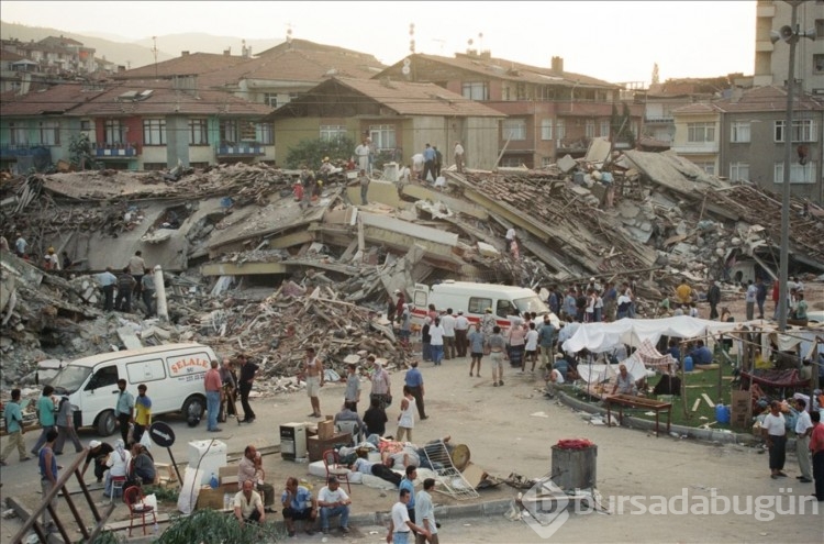 25 yıldır süren acı... 17 Ağustos 1999 Marmara Depremi'nden hafızalara kazınanlar... 