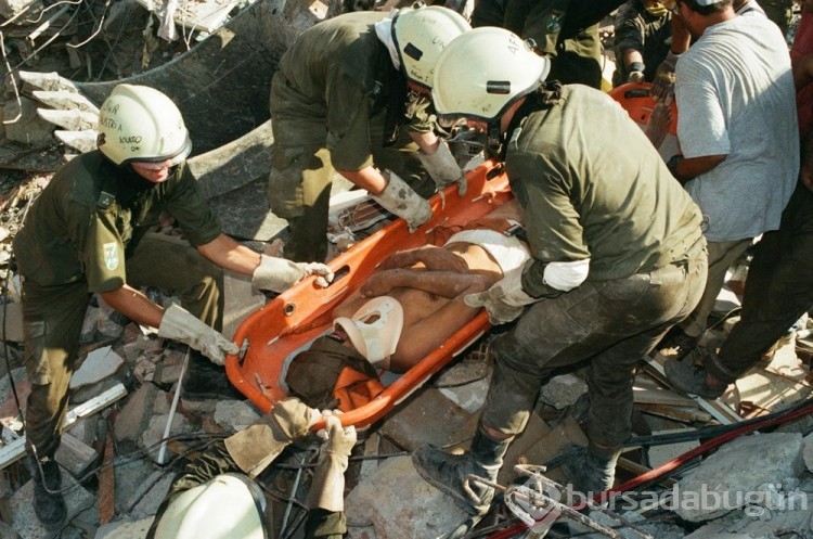 25 yıldır süren acı... 17 Ağustos 1999 Marmara Depremi'nden hafızalara kazınanlar... 