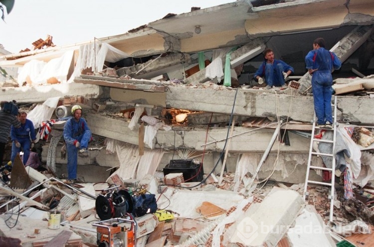 25 yıldır süren acı... 17 Ağustos 1999 Marmara Depremi'nden hafızalara kazınanlar... 