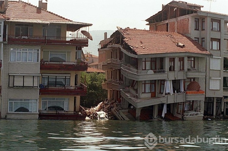 25 yıldır süren acı... 17 Ağustos 1999 Marmara Depremi'nden hafızalara kazınanlar... 