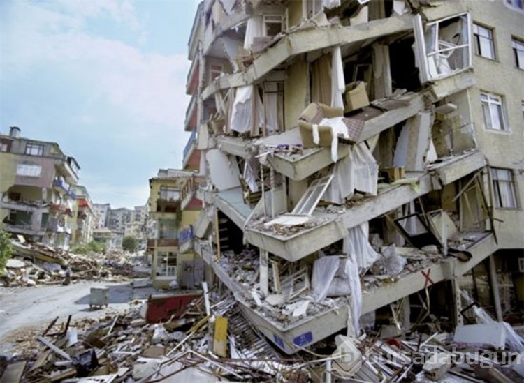 25 yıldır süren acı... 17 Ağustos 1999 Marmara Depremi'nden hafızalara kazınanlar... 