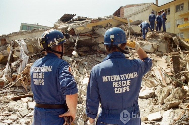 25 yıldır süren acı... 17 Ağustos 1999 Marmara Depremi'nden hafızalara kazınanlar... 
